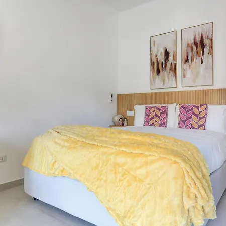 Vatican Loft With Balcony - And *